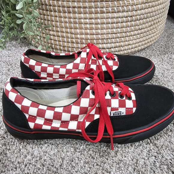 Vans Other - Vans Red/White/Black Checkered Old Skool Sneakers Men's Size 10